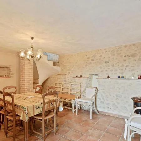 Villa Heritage In With Swimming Pool