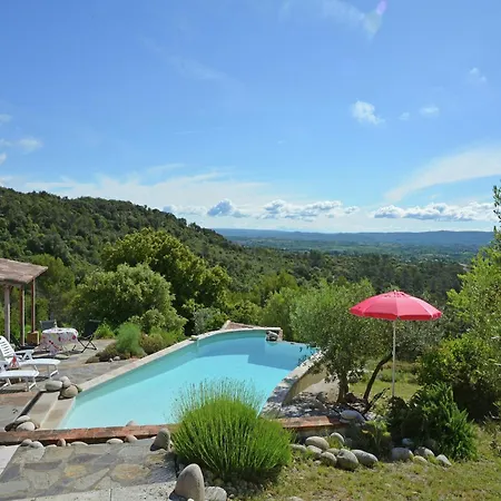 In With Swimming Pool Villa *